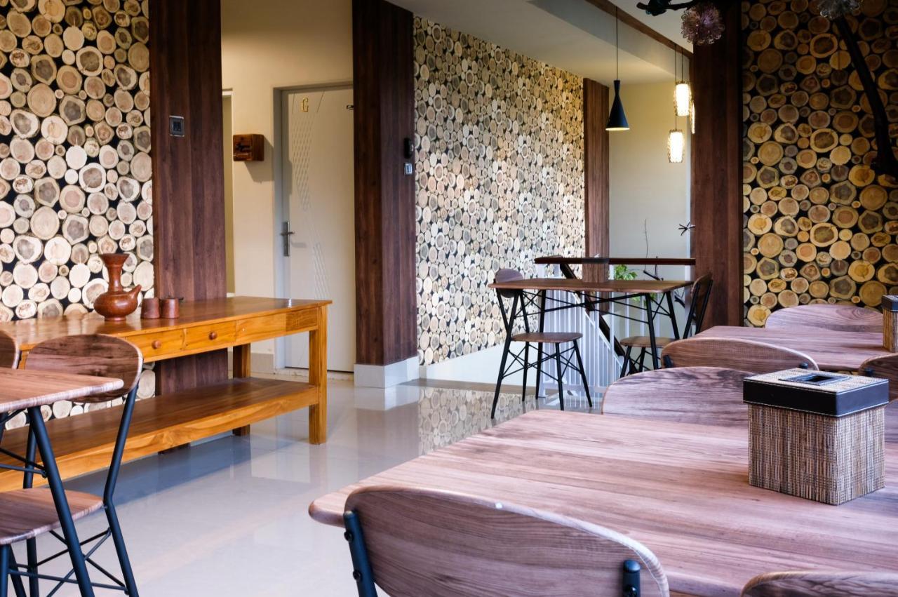 Oyo 683 Jepun Guesthouse Mataram Eksteriør bilde