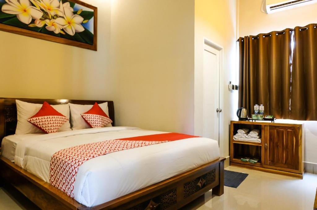 Oyo 683 Jepun Guesthouse Mataram Eksteriør bilde